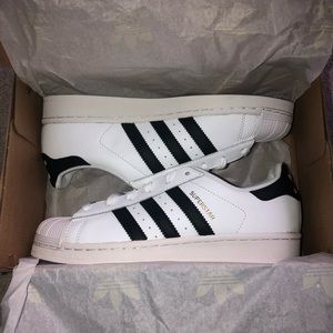 Adidas Superstars